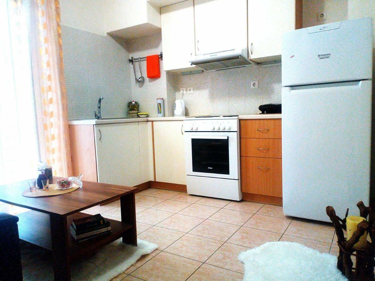 Φωτεινό Διαμέρισμα Πειραιας Apartment Piraeus Luaran gambar